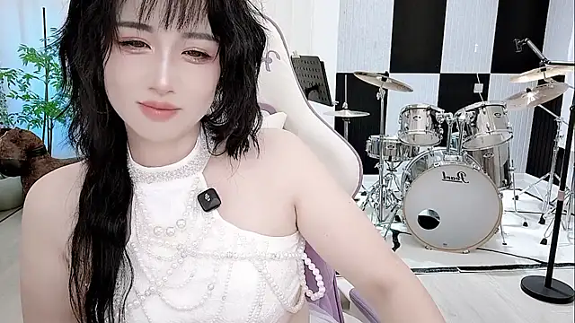 Vaness-a online show from September 2025 08:42:01 PM