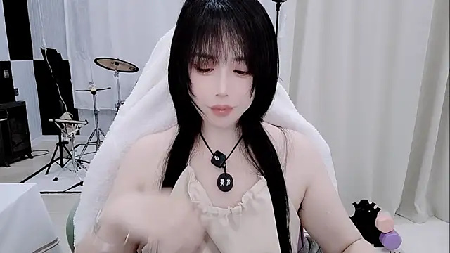 Snapshot of Vaness-a chatting on May 2026 01:34:01 AM Vaness-a online show from May 2026 01:34:01 AM