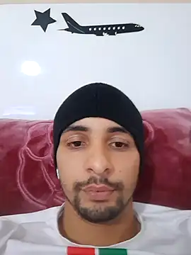 Hazembahloul online show from November 2025 10:48:01 PM