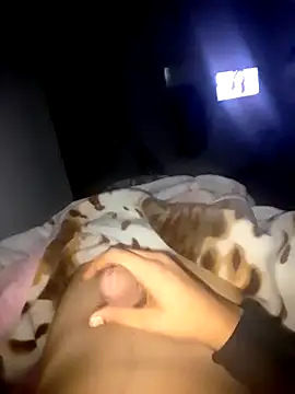 Hazembahloul online show from November 2025 09:59:01 PM