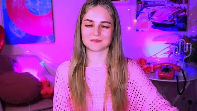 DeboraLarson online show from March 2025 01:07:01 PM