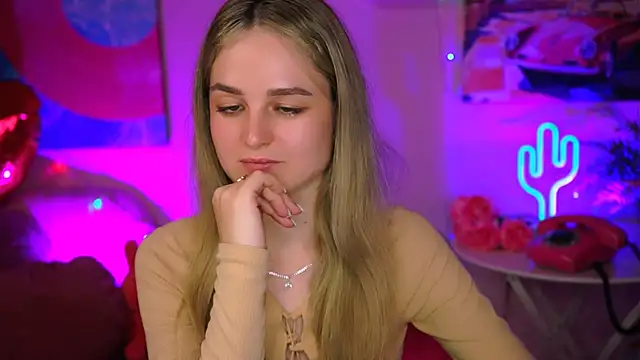 DeboraLarson online show from March 2025 10:18:02 AM