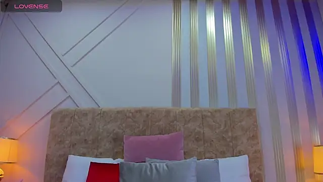 ashley  foxx  online show from March 2025 05:58:01 PM