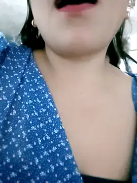 Kasandra02 online show from December 2024 05:25:01 AM