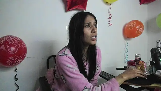 Snapshot of baby_alee chatting on February 2025 09:47:01 AM baby alee online show from February 2025 09:47:01 AM