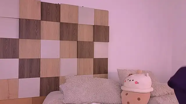 Adele Carter  online show from December 2025 12:54:01 PM