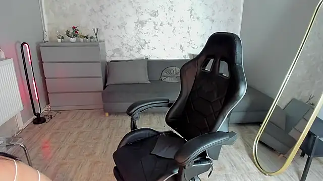 Ivy belle online show from February 2025 05:35:02 AM