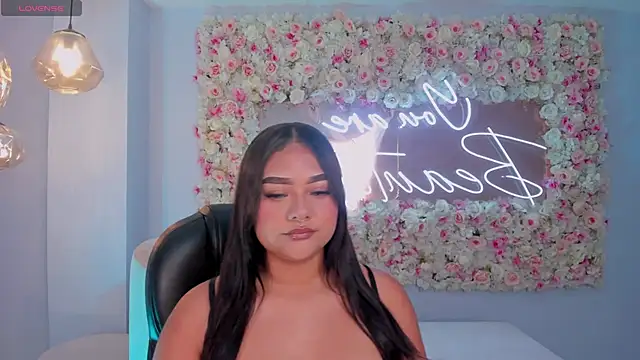 GabriellaLee online show from March 2025 03:30:02 AM