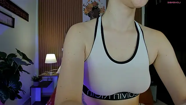 StacyWoods online show from January 2026 04:01:01 PM