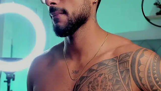 LiamGarcia1 online show from January 2025 03:29:02 PM