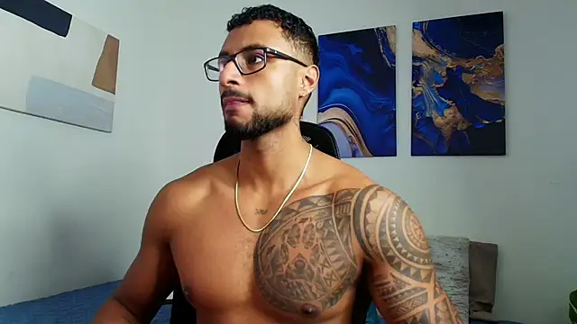 LiamGarcia1 online show from September 2025 02:06:02 PM