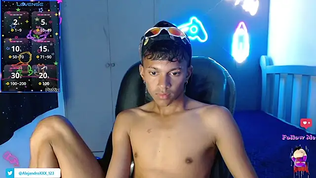 loistwink  online show from February 2025 03:55:02 AM