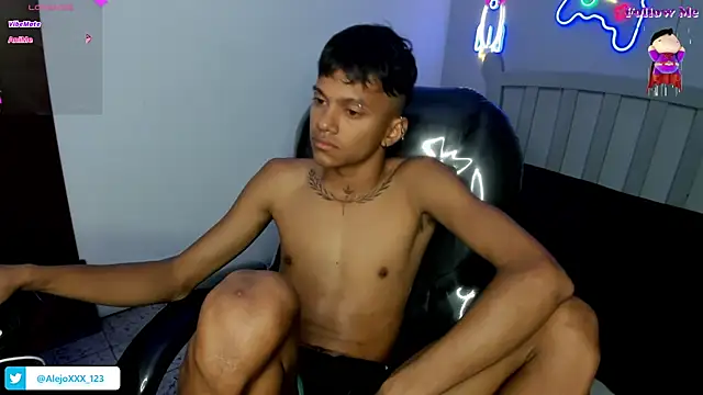 loistwink  online show from November 2025 05:32:02 AM