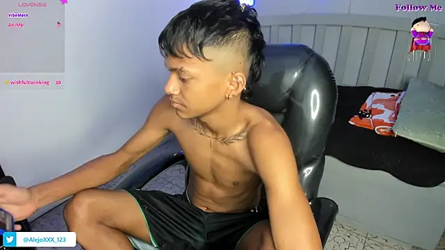 loistwink  online show from November 2025 01:41:02 AM