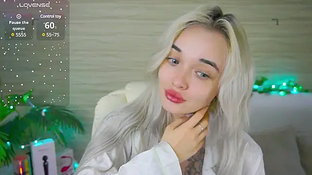 Ashley S online show from March 2025 02:43:02 AM