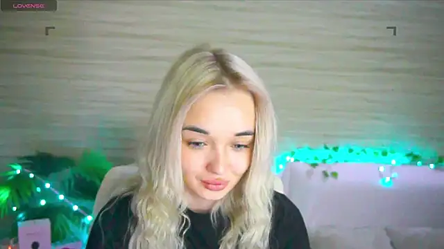 Ashley S online show from September 2025 10:14:02 PM