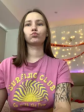 HotCaramellsTV online show from October 2025 08:25:02 AM