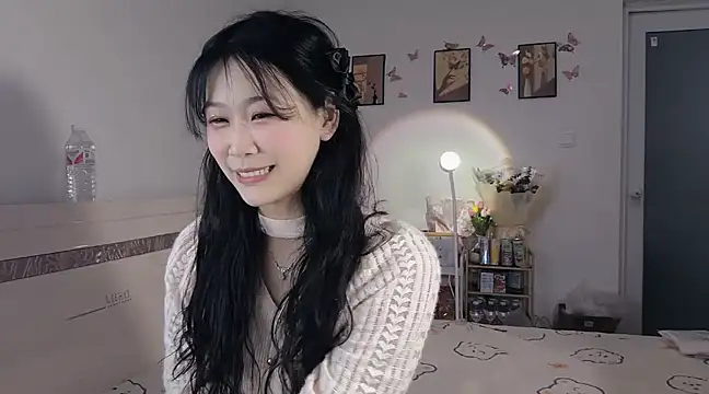 Luminous163 online show from March 2025 10:06:02 AM