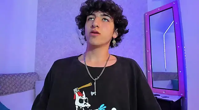 Kerverr  online show from January 2025 10:51:02 PM