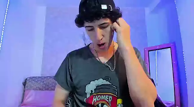 Kerverr  online show from February 2025 02:31:02 PM