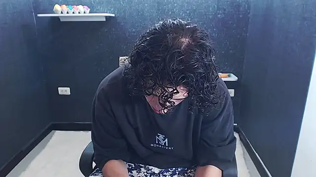 Kerverr  online show from January 2026 09:07:02 PM