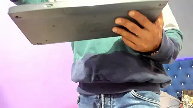 Salomon koude online show from October 2025 07:27:01 PM