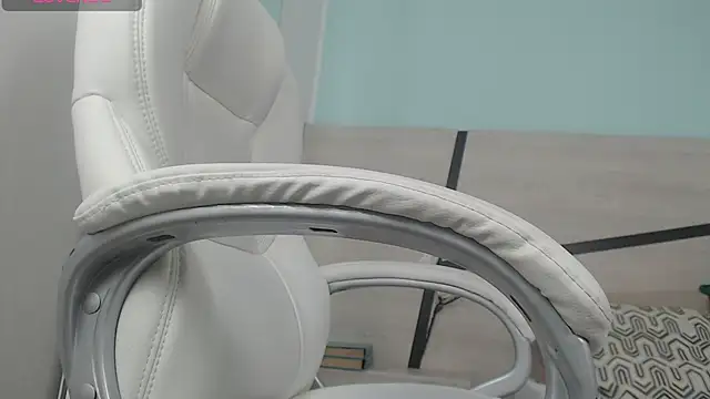 sussy leon online show from February 2025 03:19:02 PM