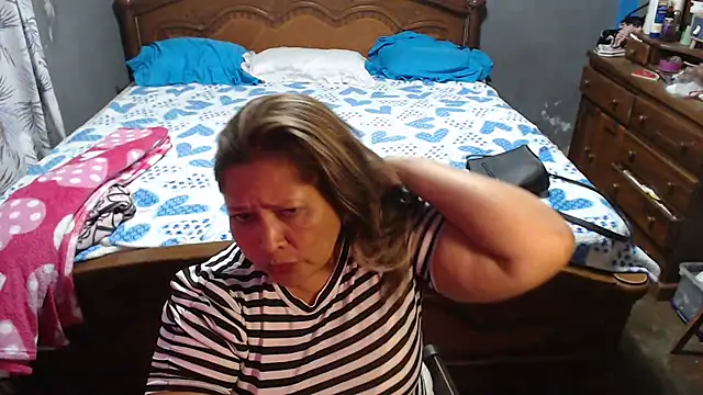 Snapshot of CANDYSWEET51 chatting on March 2025 05:28:02 PM CANDYSWEET51 online show from March 2025 05:28:02 PM