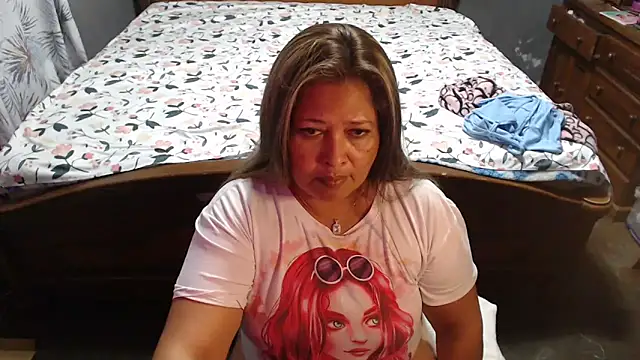 Snapshot of CANDYSWEET51 chatting on March 2025 01:08:02 AM CANDYSWEET51 online show from March 2025 01:08:02 AM