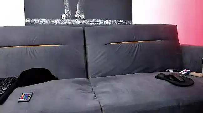 uptomatty online show from December 2024 03:52:01 AM