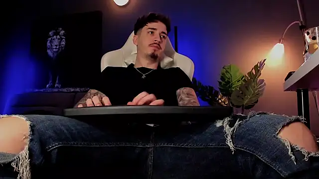 uptomatty online show from April 2026 08:04:02 AM