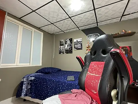 marcel crawford96 online show from May 2026 02:13:02 PM