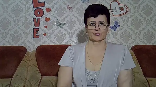 PaulaGolden online show from November 2025 06:14:02 AM