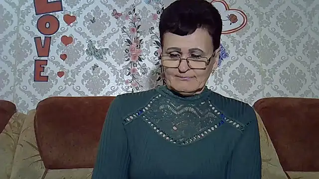 PaulaGolden online show from April 2026 07:38:02 PM