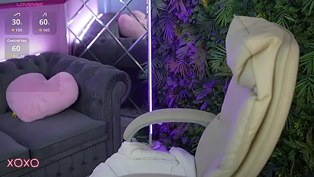 YourLolaBunny online show from June 2026 06:26:01 AM