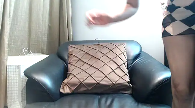 trippy tina online show from February 2025 03:38:01 PM