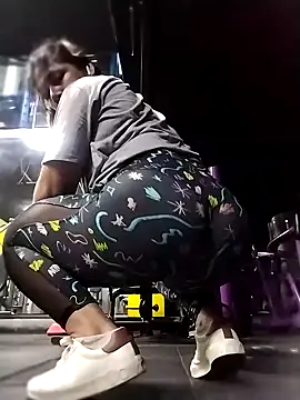 Karenn12 online show from September 2025 03:29:01 AM