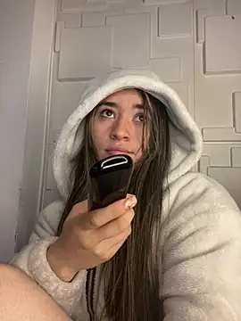 Sophie LS online show from February 2025 07:04:02 AM