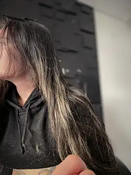 Sophie LS online show from April 2026 03:39:02 PM