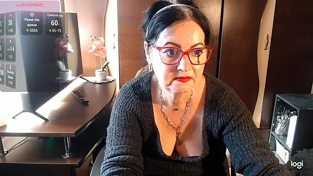 exymilf  online show from October 2025 11:42:01 AM