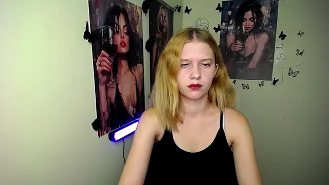 StellaCRL online show from October 2025 06:05:02 PM