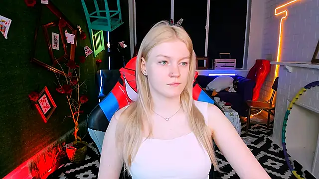 GraceGlamour online show from February 2025 05:09:01 AM