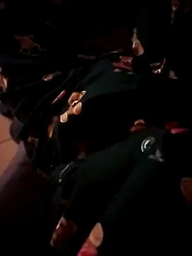 ptrz990 online show from November 2025 09:36:02 PM