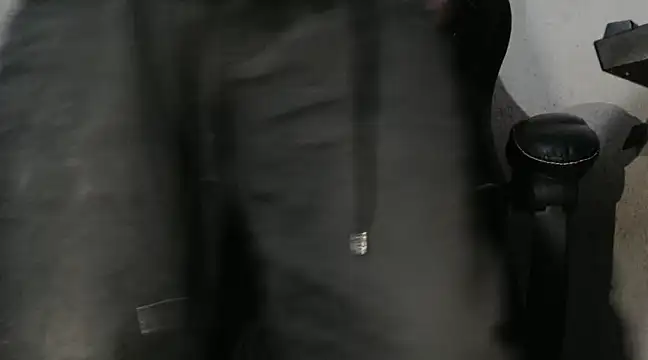 julien xv online show from December 2024 10:48:02 PM