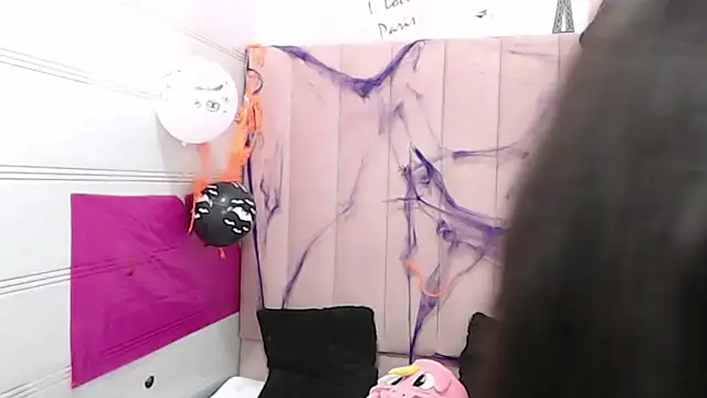 sara caplerx online show from October 2025 01:55:02 PM