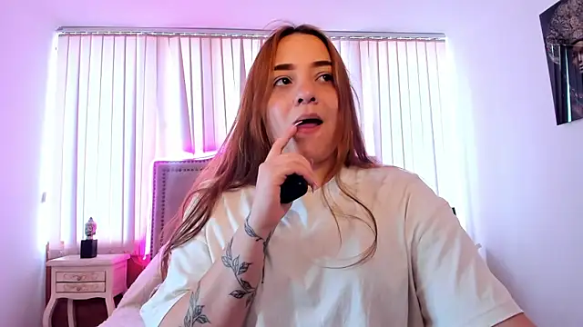 Snapshot of Valentina_Se chatting on December 2024 09:05:01 PM Valentina Se online show from December 2024 09:05:01 PM