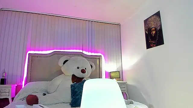 Snapshot of Valentina_Se chatting on January 2025 04:02:01 AM Valentina Se online show from January 2025 04:02:01 AM