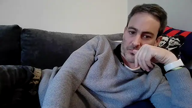 basquehotboy online show from February 2025 04:25:01 PM