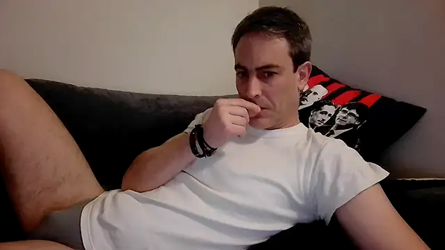 basquehotboy online show from February 2025 11:45:01 PM