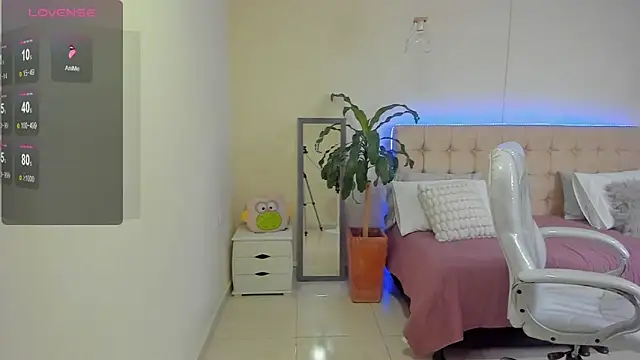 Damian23   online show from January 2025 03:57:02 PM